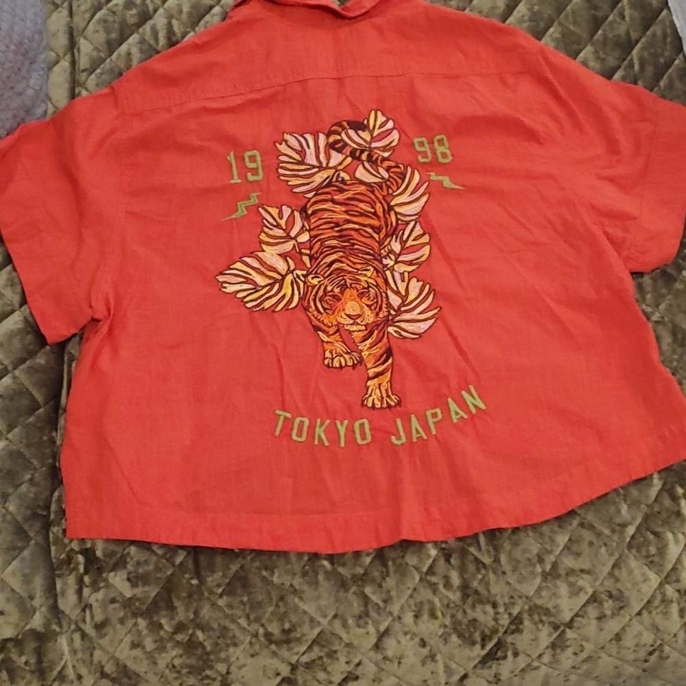 We the free free people Lion shirt Oversized XS Button Short Sleeve